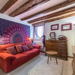 piccolo-studio-nel-cuore-di-venezia.hotelinveneto.com/